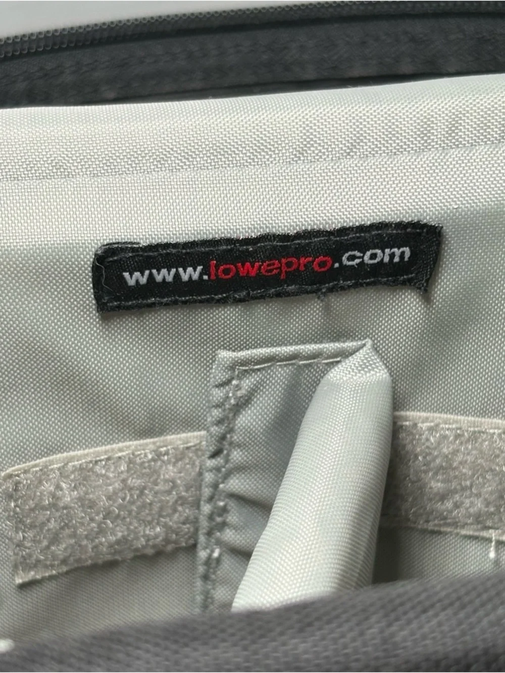 Lowepro DSLR Camera Carrying Case Bag EX 120